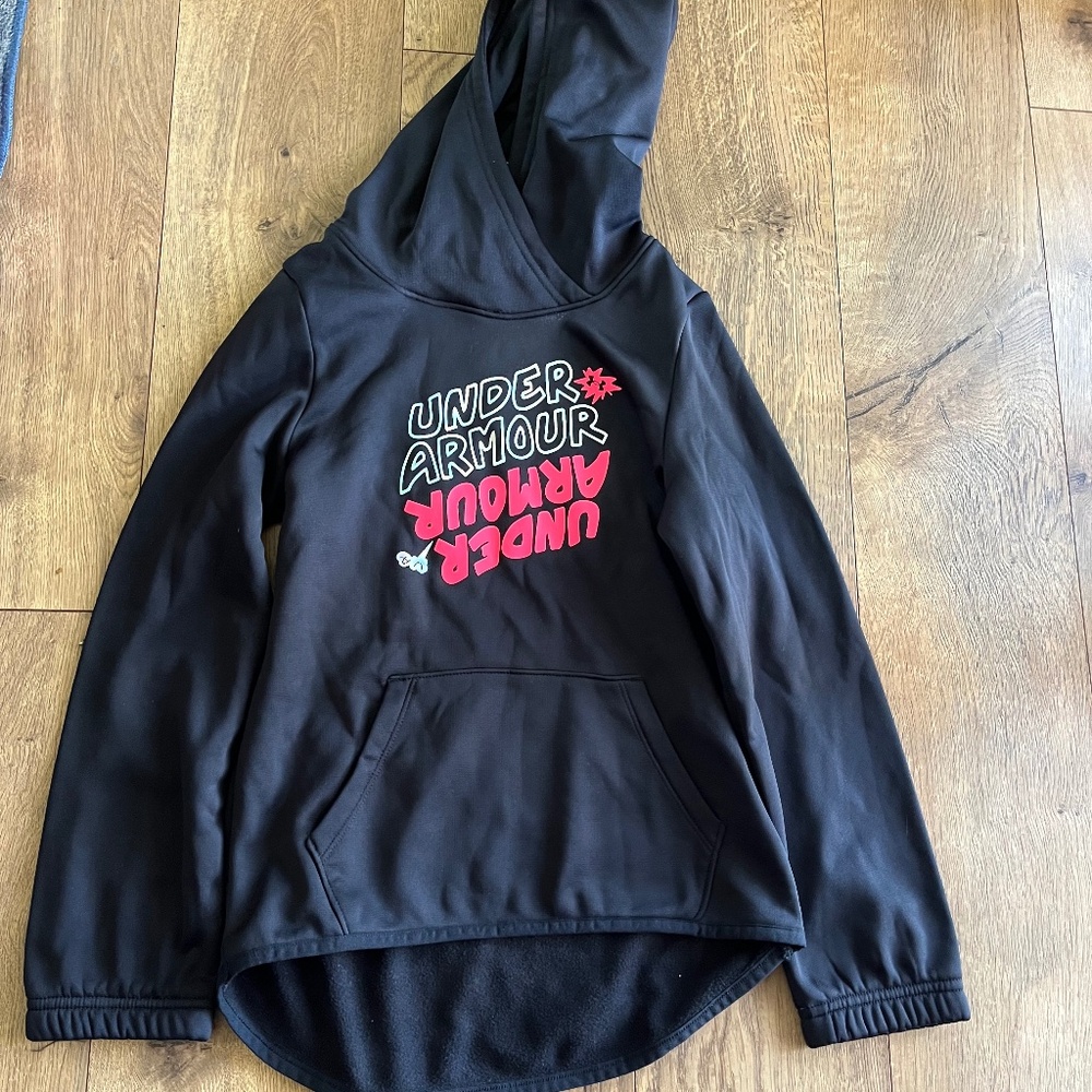 Girls Under Armour hoodie size small NWT